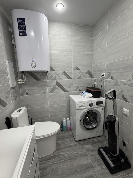 Продам 4 комн квартиру