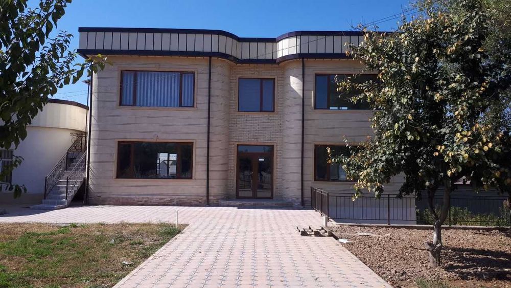 Сдается в аренду отдельно стоящее двухэтажное нежилое здание – 300 м²