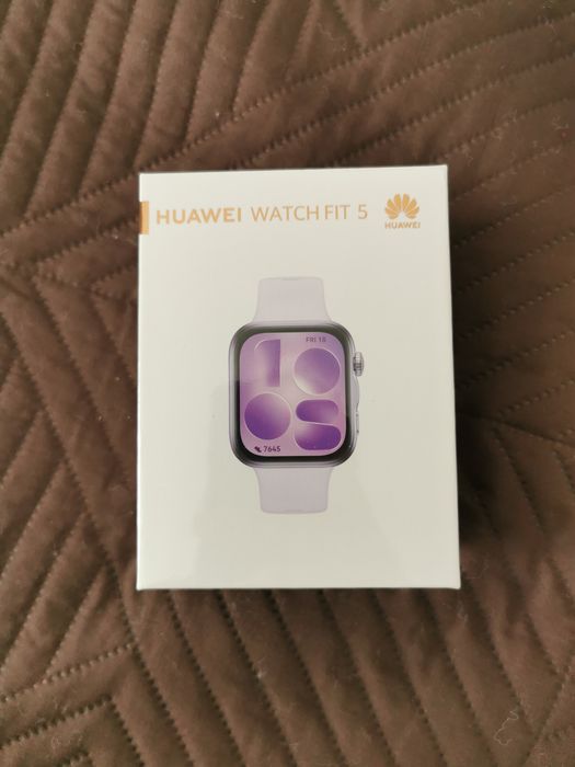 Смарт часовник Huawei Watch Fit 5