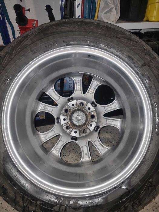 Зимни гуми с оригинални лети джанти за БМВ Х3 Е83 .