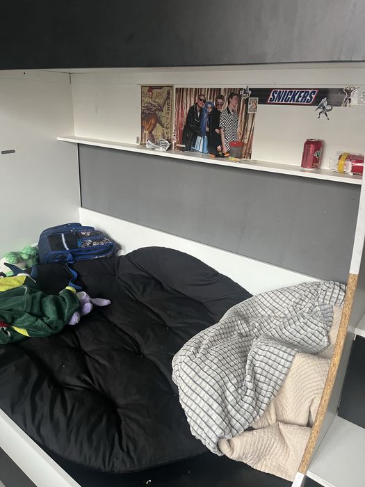 Продам кровать двух ярусную