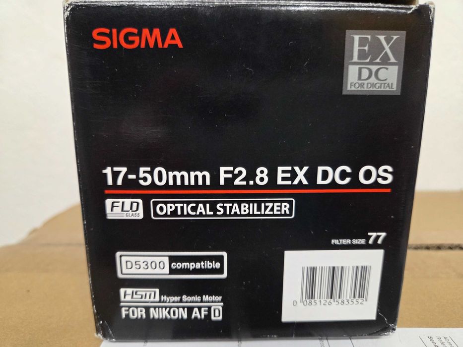 Sigma 17-50 F2.8 EX DC OS HSM за Nikon DX(кропнати) тела
