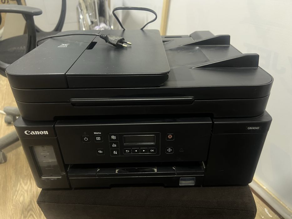 Canon gm 4040.