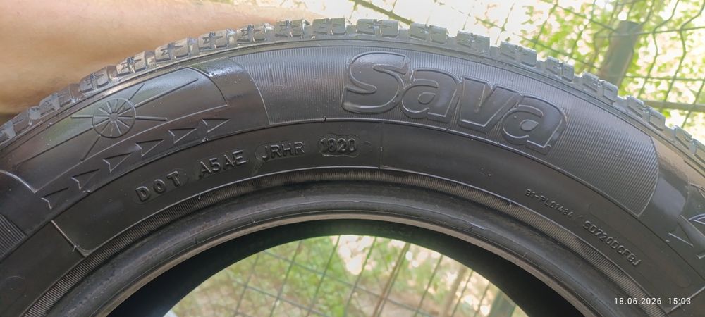 Продам шины всесезонка.