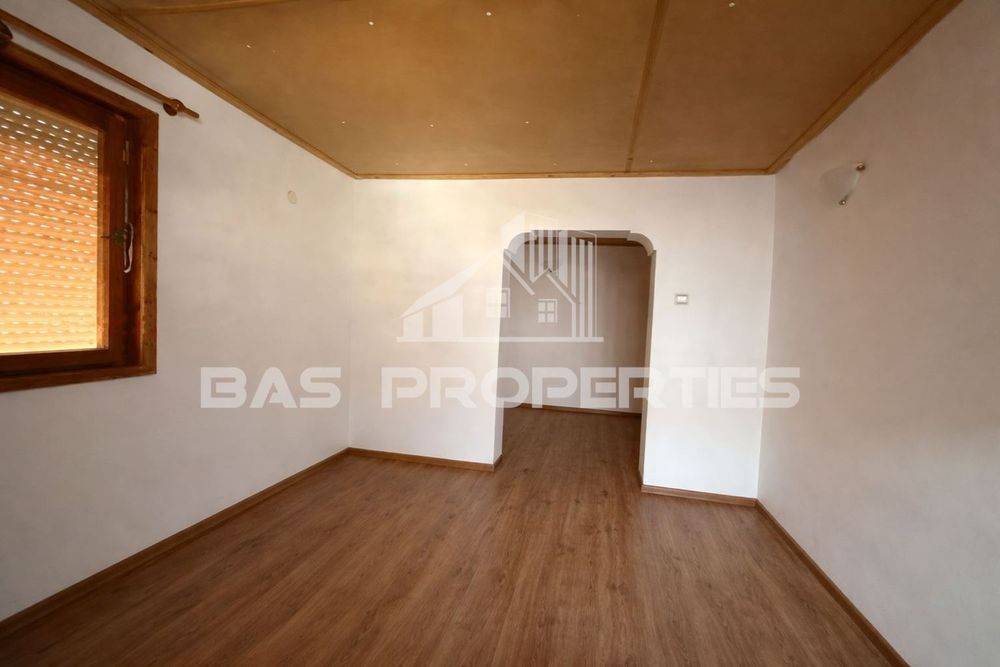 Продава се Къща в с. Владая, Област София-град - 200 кв.м за 890 €/кв.м - Снимка #4