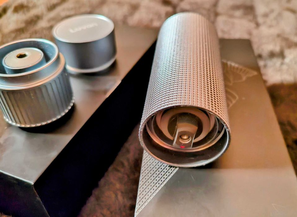 Luvan Salt Grinder - ръчна алуминиева мелничка за сол, нова, регулируема