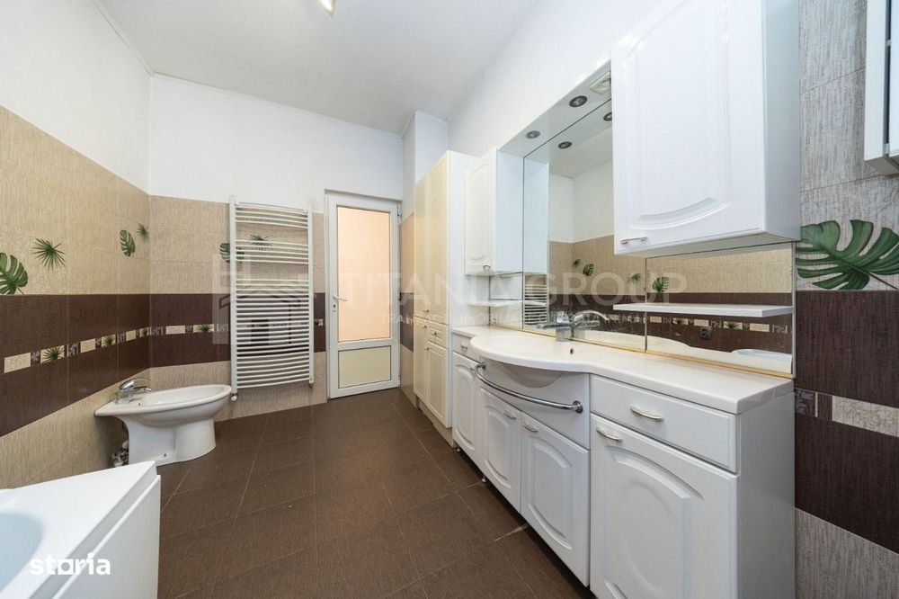 Casă cu teren 2.200 mp și deschidere la DN13 | Zonă mixtă | Brașov, St