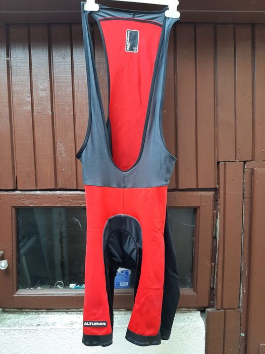 Pantaloni scurți bike cu bretele Altura Ergofit xl