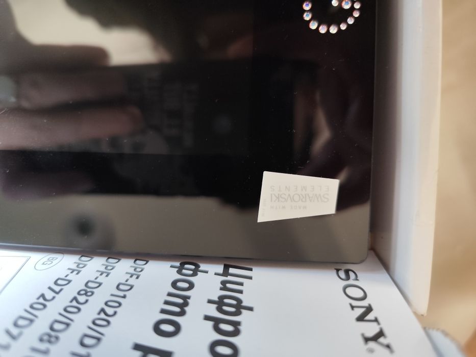 Електронна рамка за снимки Sony DPF-D720