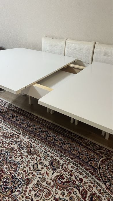 Продаю стол обеденный гостевой