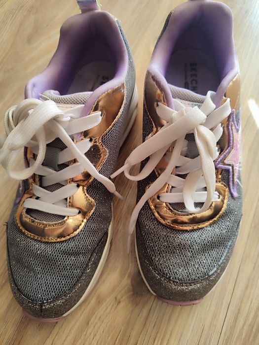 Маратонки за момиче на Skechers