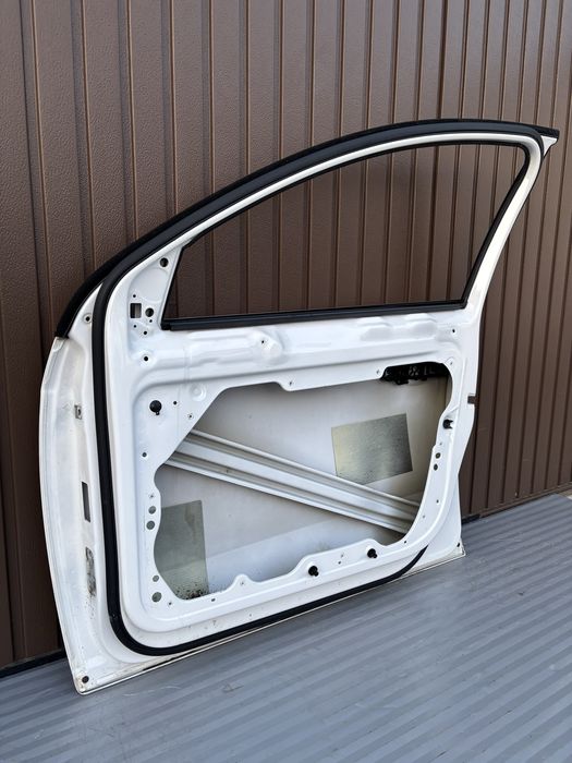 Usa dr fata vw Passat B7•cod de culoare. LB9A• 2011-2015•