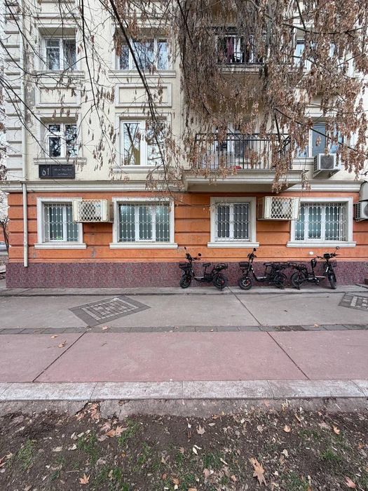 Продается помещение  Метро Буюк Ипак Йули, 120м2