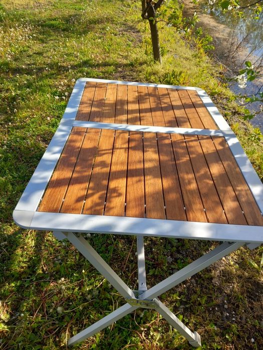 Mese camping,cu blat re bambus sau aluminiu