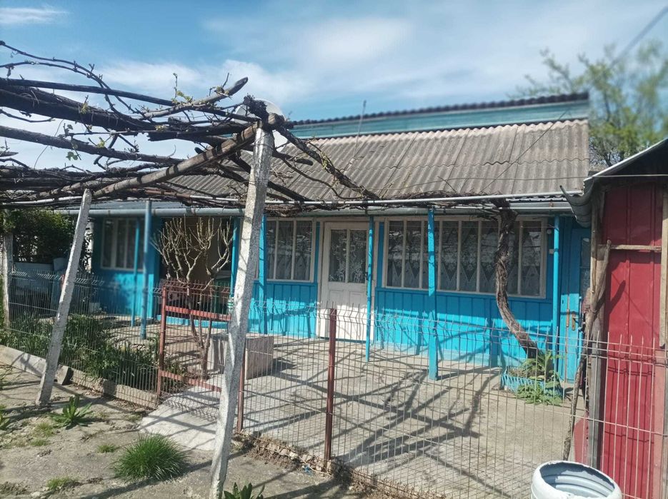 Vand  casa cu gradina la 35 km de Iasi intabulata