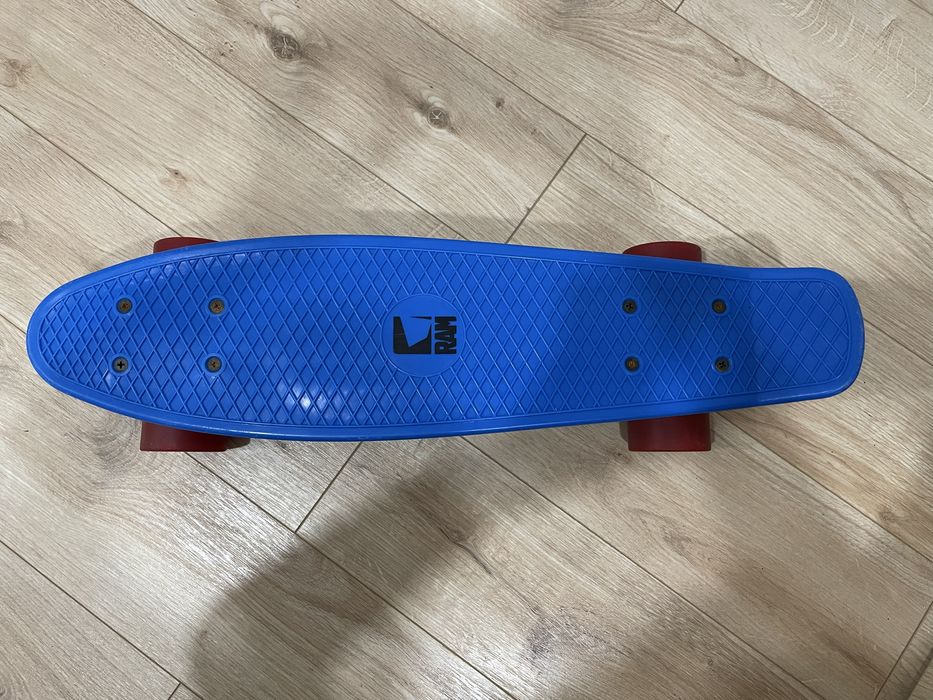 Skateboard RAM retro