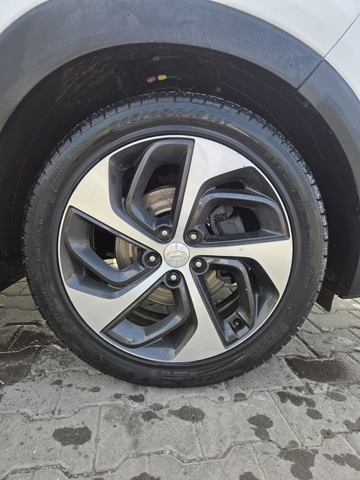 Vand hyundai Tucson 4x4 cu Gpl