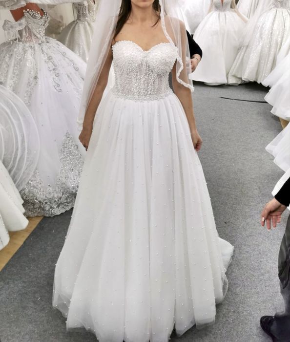 Rochie mireasa+voal cu perle marimea S