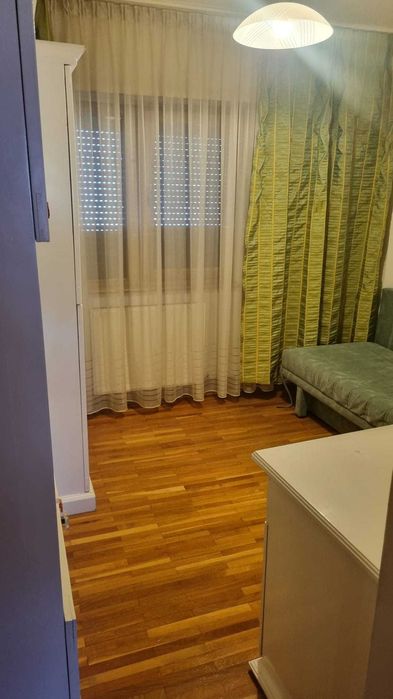 Inchiriere apartament cu 3 camere,2 bai, balcon si parcare, zona Dacia