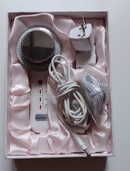 AparatHansilk Masaj Facial ,Cellulite cu ultrasunete si infrarosu