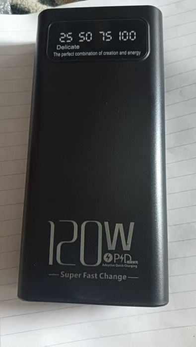 Пауэрбанк новый, хорошего качества