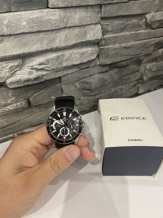 Casio Edifice EFV-570P-1