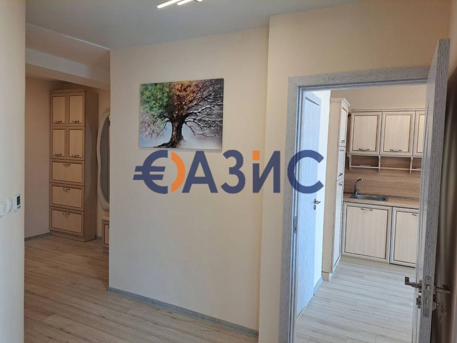 Продава се Тристаен апартамент в к.к. Слънчев бряг - 104 кв.м за 696 €/кв.м - Снимка #2