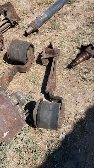 Запчасти на прицепы