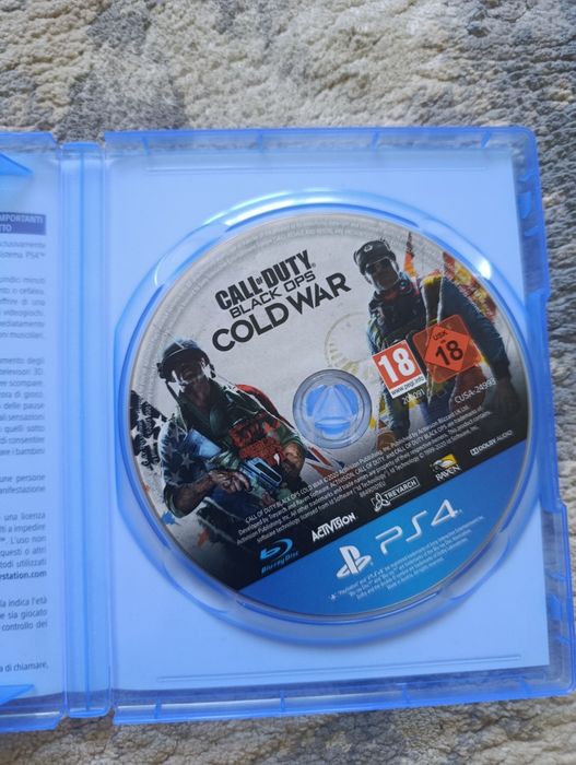 Vând jocuri pentru ps5