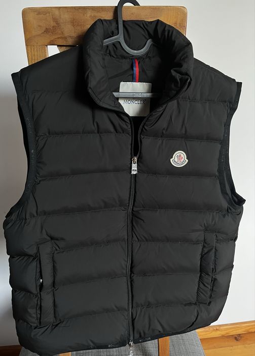 Moncler елек мъжки