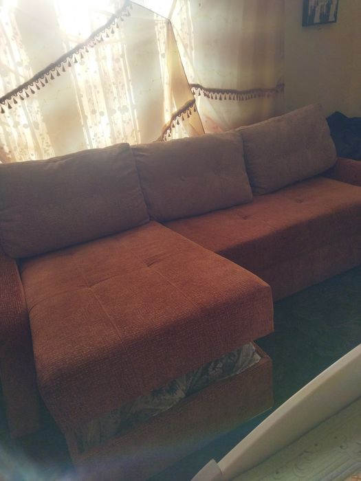 Vand urgent colțar nou sufragerie cu lazi, extensibile