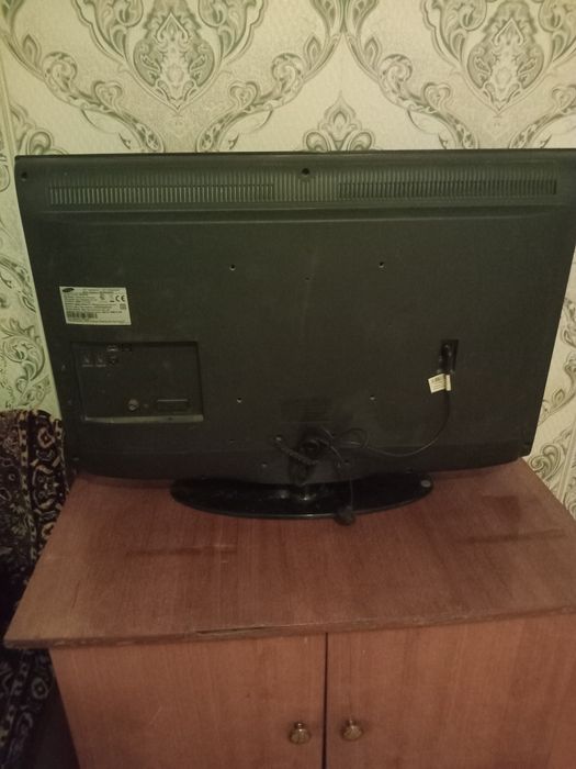Продам телевизор самсунг