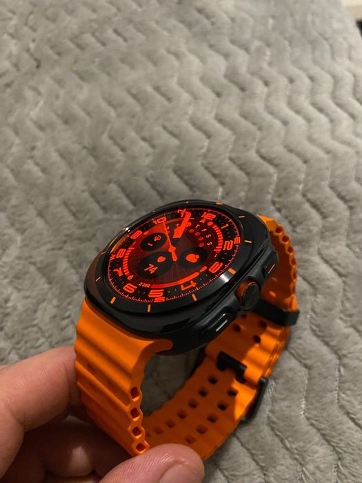 Смарт часовник чисто нов