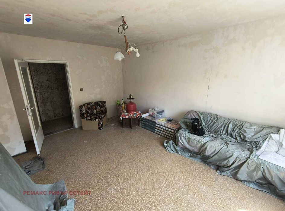 Продава се Тристаен апартамент в Русе, Родина 2 - 82 кв.м за 1194 €/кв.м - Снимка #3