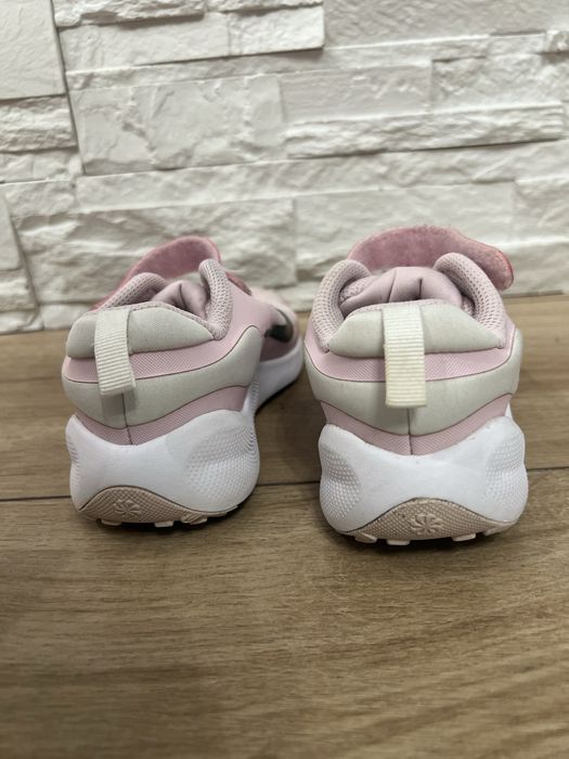 Маратонки Nike 28 номер