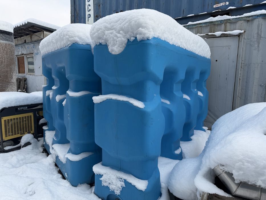 Емкость Прямоугольная Пластиковая 2000Л