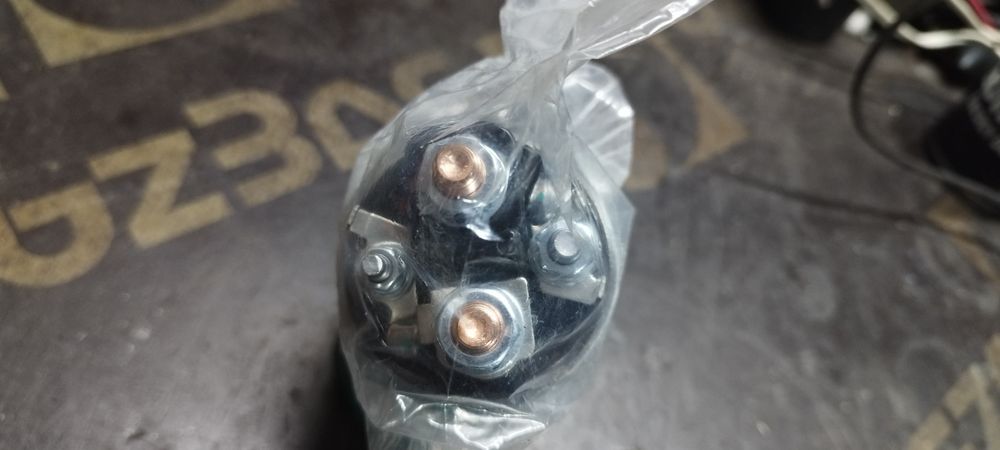 Втягивающее реле Mercedes