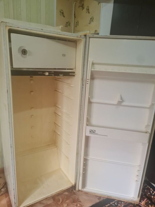 Продам холодильник б/у