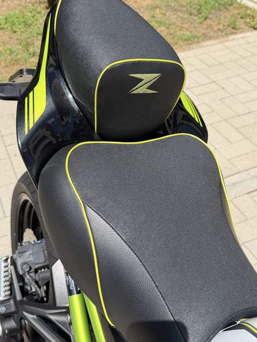 Kawasaki z900 -