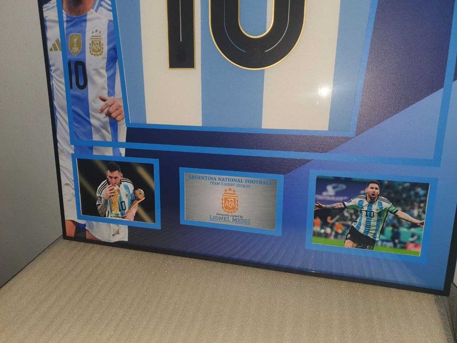Форма Месси (сб. Аргентина) в рамке (Messi KIT in frame)