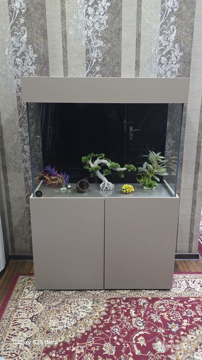 Akvarium sotiladi 280L