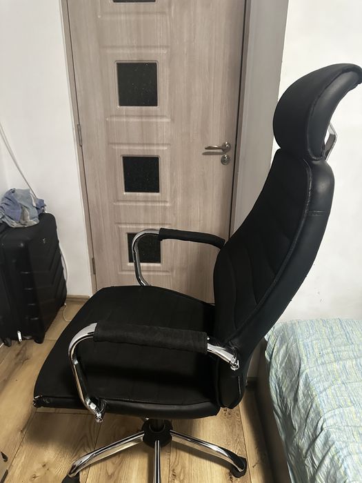 Vand scaun de birou ergonomic kring walter, cu tetiera, stofa+piele ecologica, negru