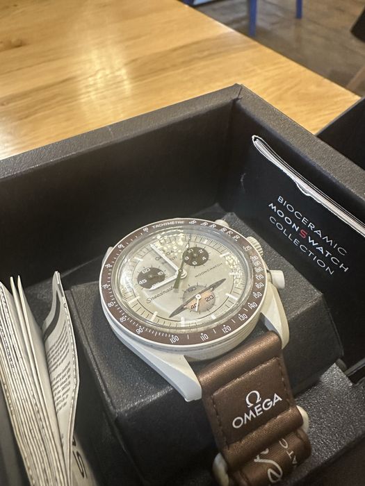 Omega Moonswatch “Mission to Saturn”