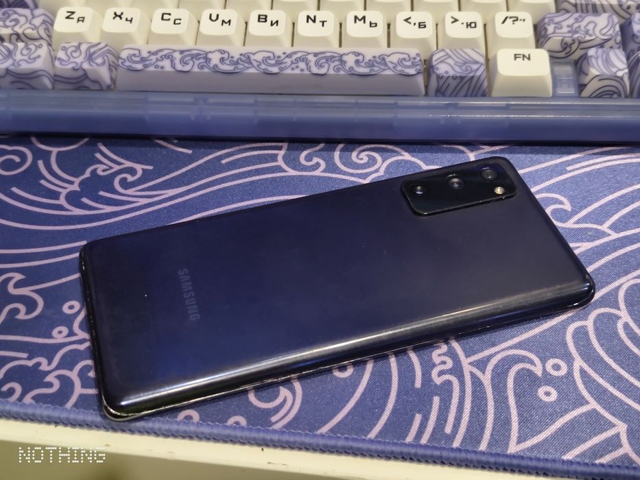 Samsung S20 fe 128gb обмен есть