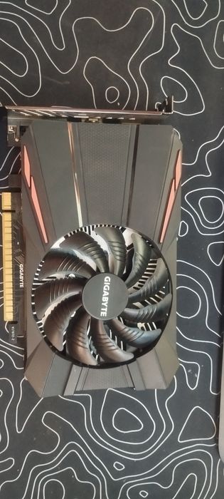 Продам видеокарту