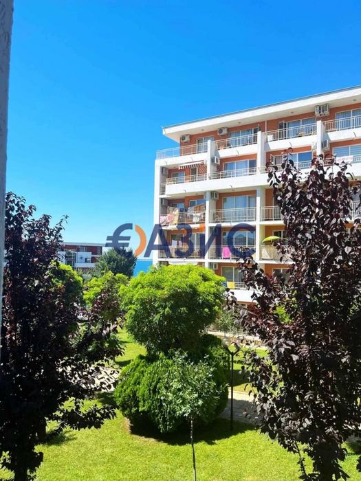 Продава се Едностаен апартамент в Свети Влас - 36 кв.м за 1278 €/кв.м - Снимка #2