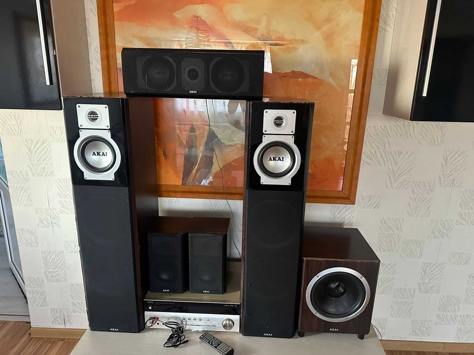Sistem Audio 5.1 Akai SS006A-305 + Sistem Boxe AS030RA-780B, 375W RMS