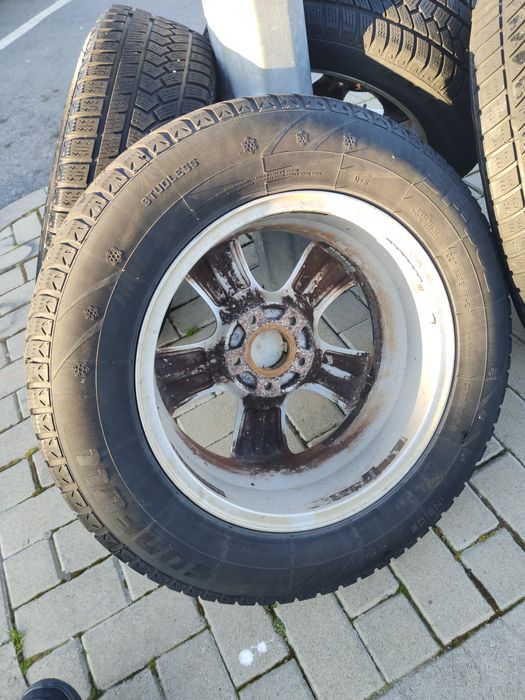 16" джанти 5x114.3 + зимни гуми 215/65R16 DOT2022 Honda CR-V