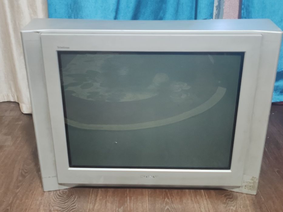 Sony Triniton (KV-29FX66K)