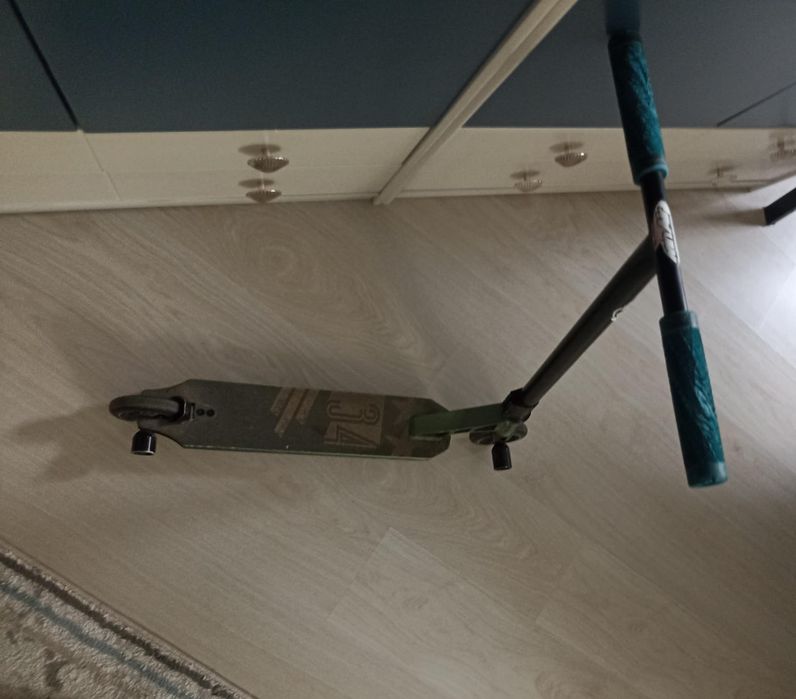 Продам трюковой самокат